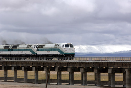 可可西里铁路桥