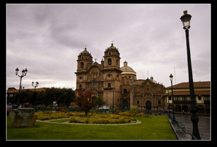 兵器广场和库斯科大教堂