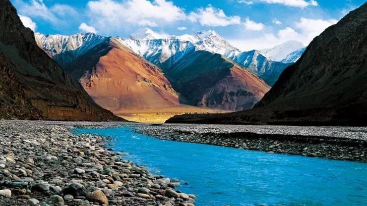 和田河河源一段