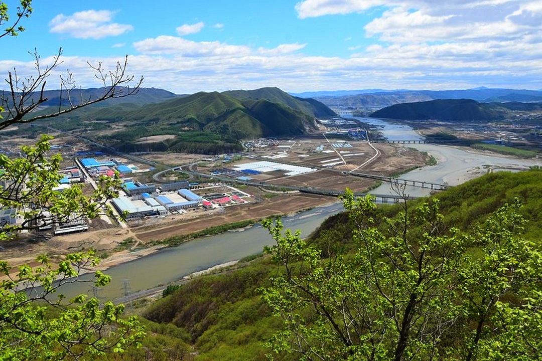 嘎呀河图们市下嘎村布尔哈通河在汇入