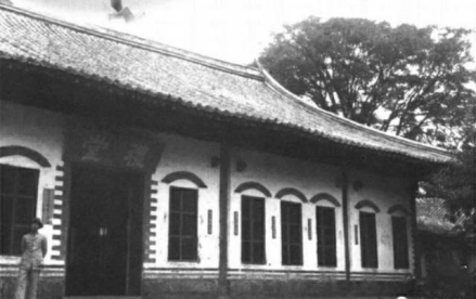 原总督府大堂外景 