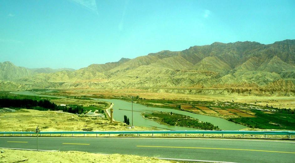 渭干河千佛洞一段