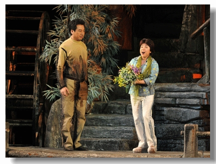 歌剧《山村女教师》中饰杨彩虹