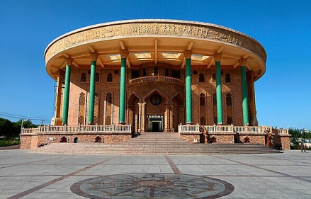 哈密木卡姆文化艺术中心