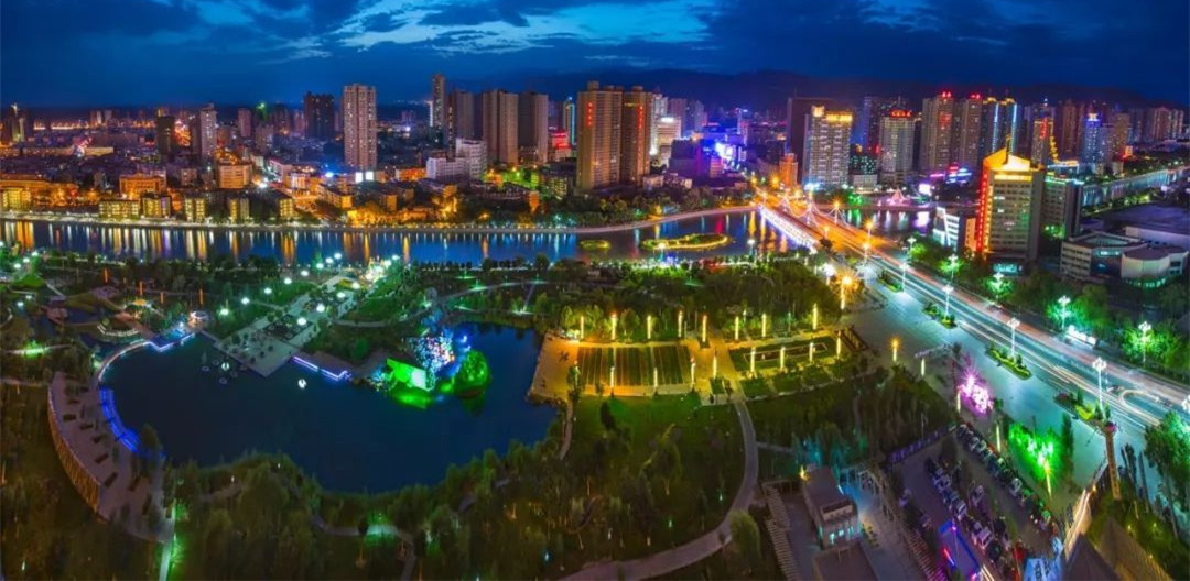 巴音郭楞蒙古自治州库尔勒市夜景