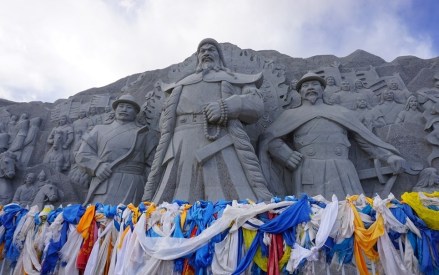 固始汗主题雕像 