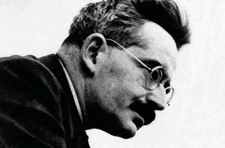 瓦尔特·本雅明 瓦尔特·本雅明