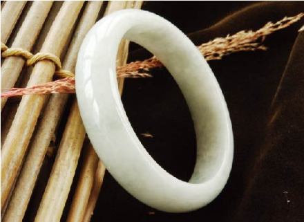 干白种翡翠 干白种翡翠