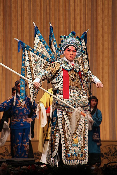 赵云在京剧中为著名的武生角色,特征为扮相俊逸,身段威武稳健,嗓门