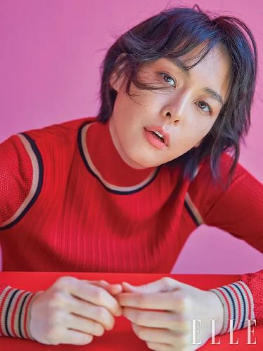 李荷娜（이하나）