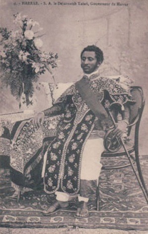 担任总督的塔法里·马康南
担任总督的塔法里·马康南