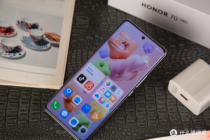 荣耀70 Pro评测:全能影像旗舰 Vlog再创新玩法