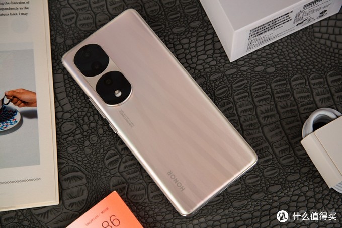 荣耀70 Pro评测:全能影像旗舰 Vlog再创新玩法