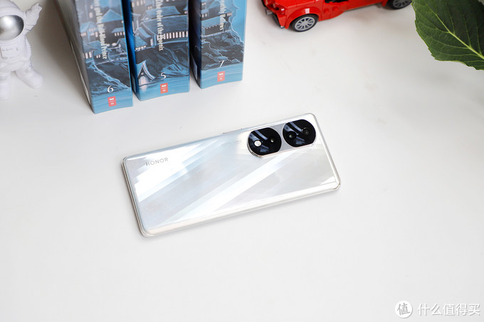 全新换代的荣耀数字系列,荣耀70 Pro给我们带来什么惊喜?