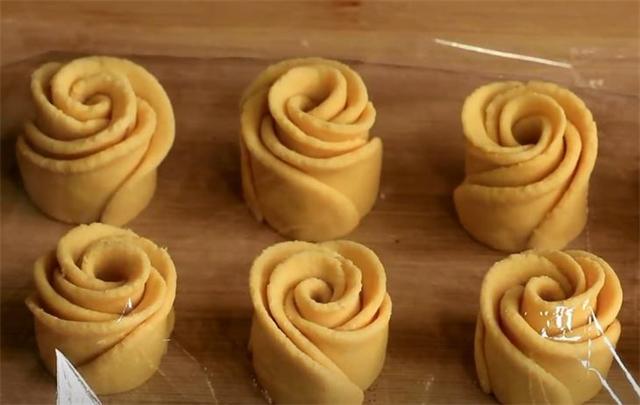 玉米面最好吃的五种做法(玉米面新吃法牛奶一烫)