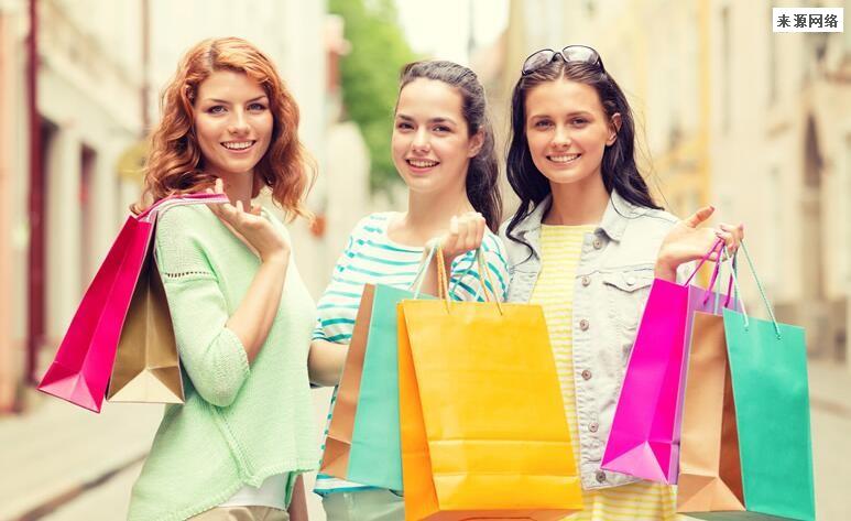 女生太瘦被老板要求长胖10斤