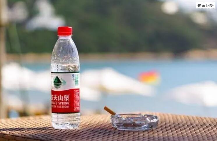 农夫山泉老板钟睒睒