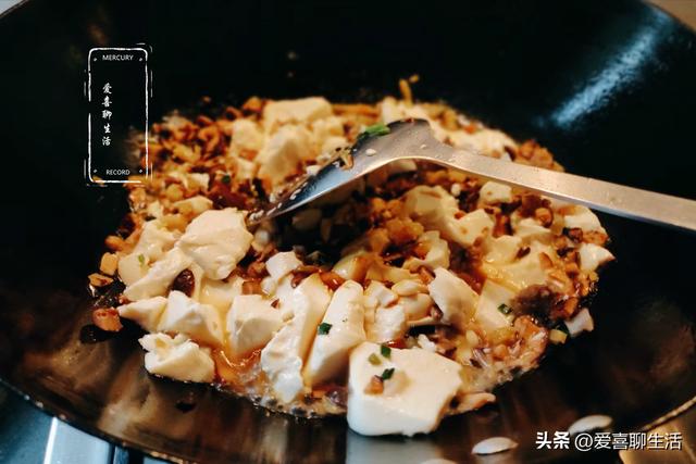 豆腐这么做外酥里嫩营养美味(豆腐这样做真的太好吃了)
