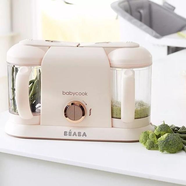 宝宝辅食怎么过渡到一日三餐(宝宝第一口辅食怎么吃)