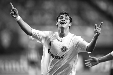 久利亚诺在比赛中 久利亚诺在比赛中