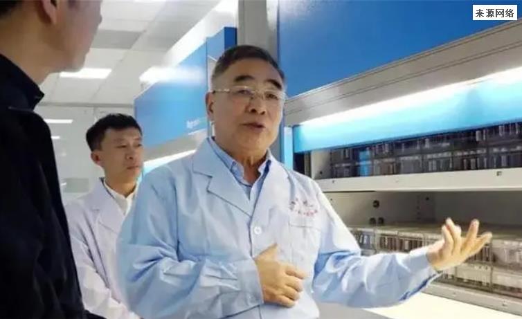 中国工程院院士张伯礼表示