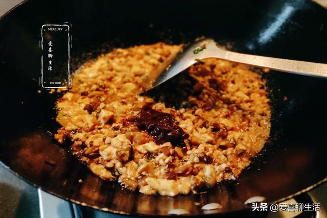 豆腐这么做外酥里嫩营养美味(豆腐这样做真的太好吃了)