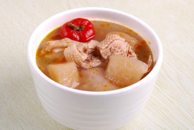 老鸭汤正宗的做法(各类美味老鸭汤的制作)