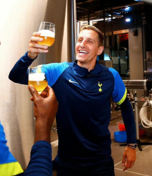 担任热刺形象大使 担任热刺形象大使