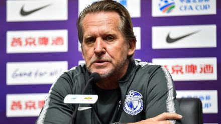 执教中超大连一方 2018.3 执教中超大连一方 2018.3