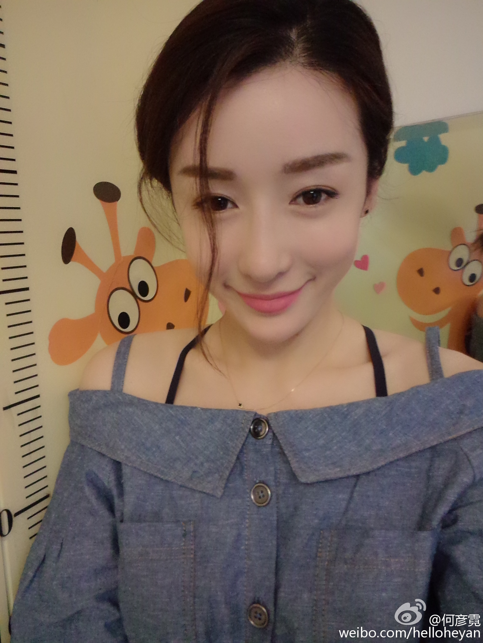 何彦霓 何彦霓