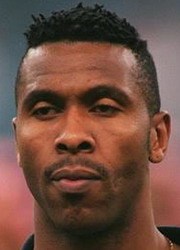 卢卡斯·拉德贝 卢卡斯·拉德贝