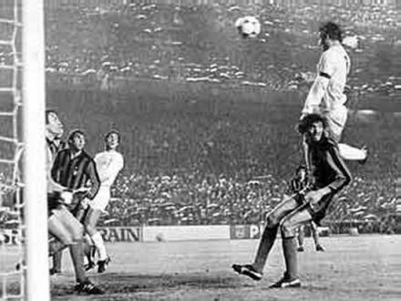 桑蒂拉纳惊人弹跳 桑蒂拉纳惊人弹跳