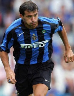 卡拉贡尼斯 卡拉贡尼斯