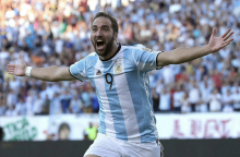 伊瓜因在阿根廷国家队 伊瓜因在阿根廷国家队