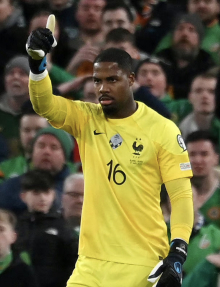 迈尼昂在法国国家队 迈尼昂在法国国家队