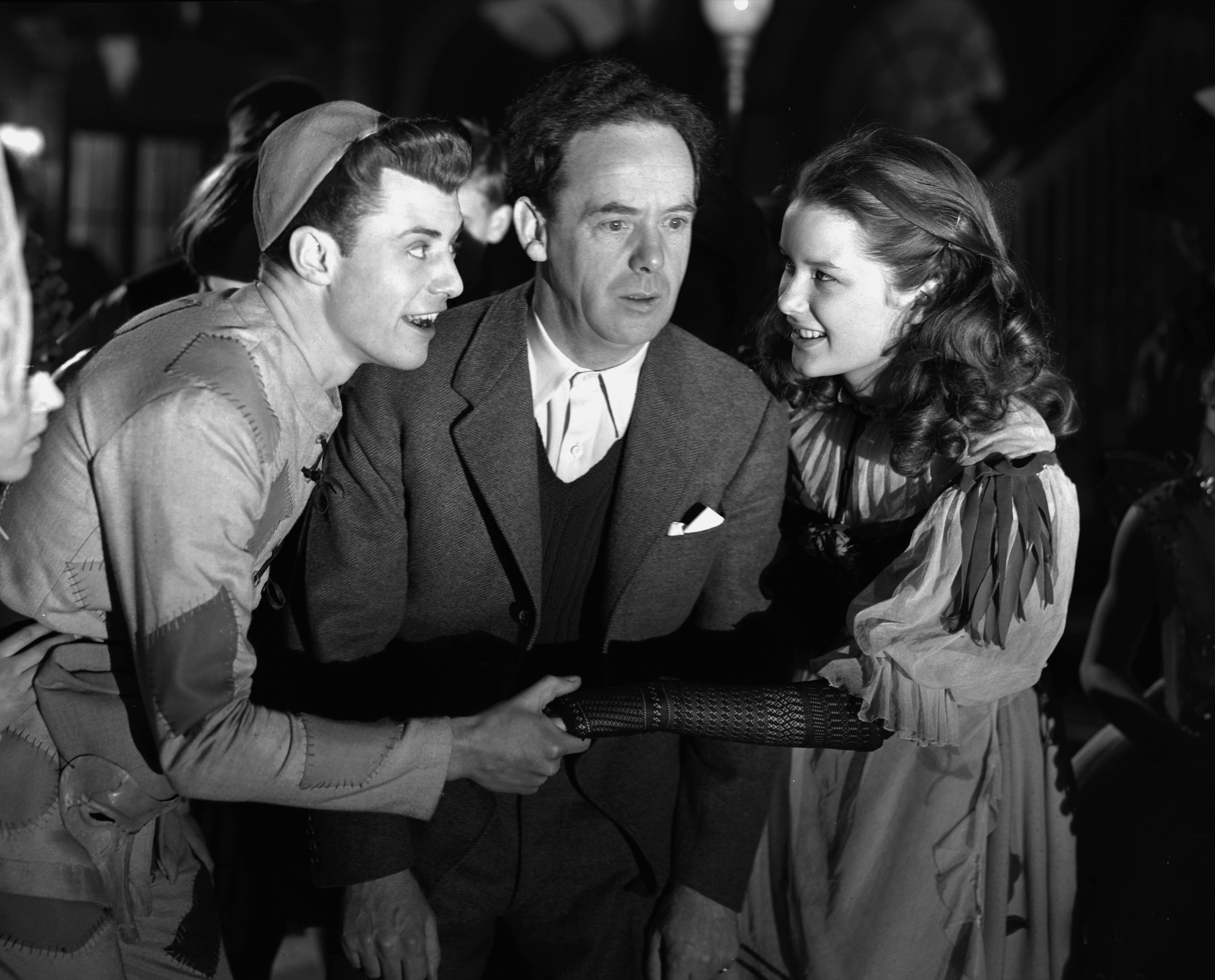 死亡之夜(1945)的剧照 死亡之夜(1945)的剧照