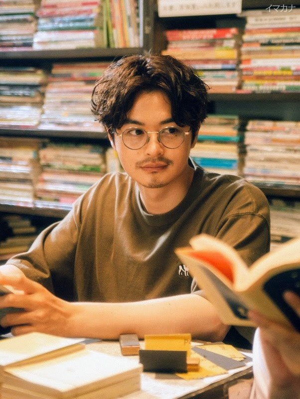 尽管爱(2022)的剧照 尽管爱(2022)的剧照