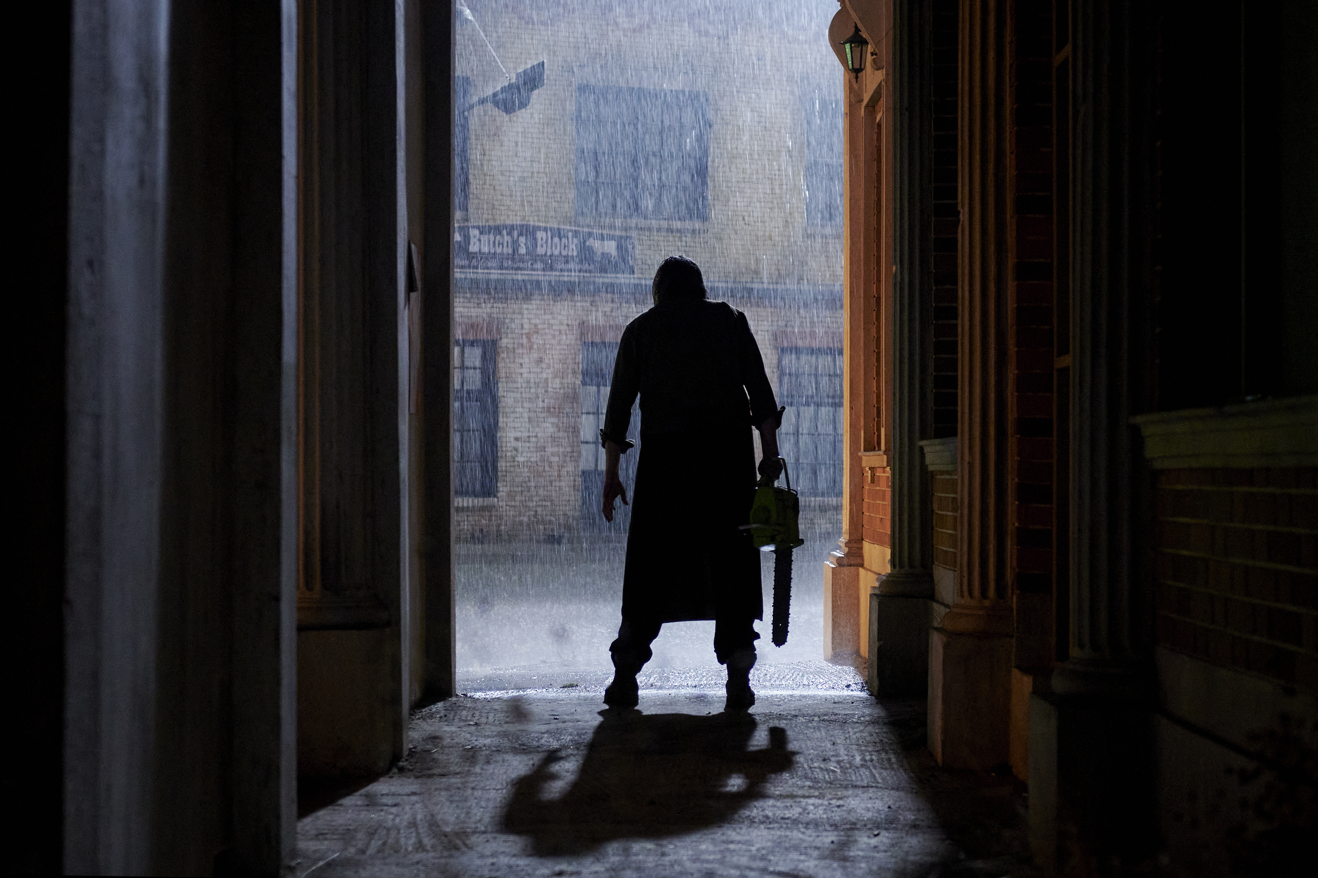 德州电锯杀人狂(2022)的剧照 德州电锯杀人狂(2022)的剧照