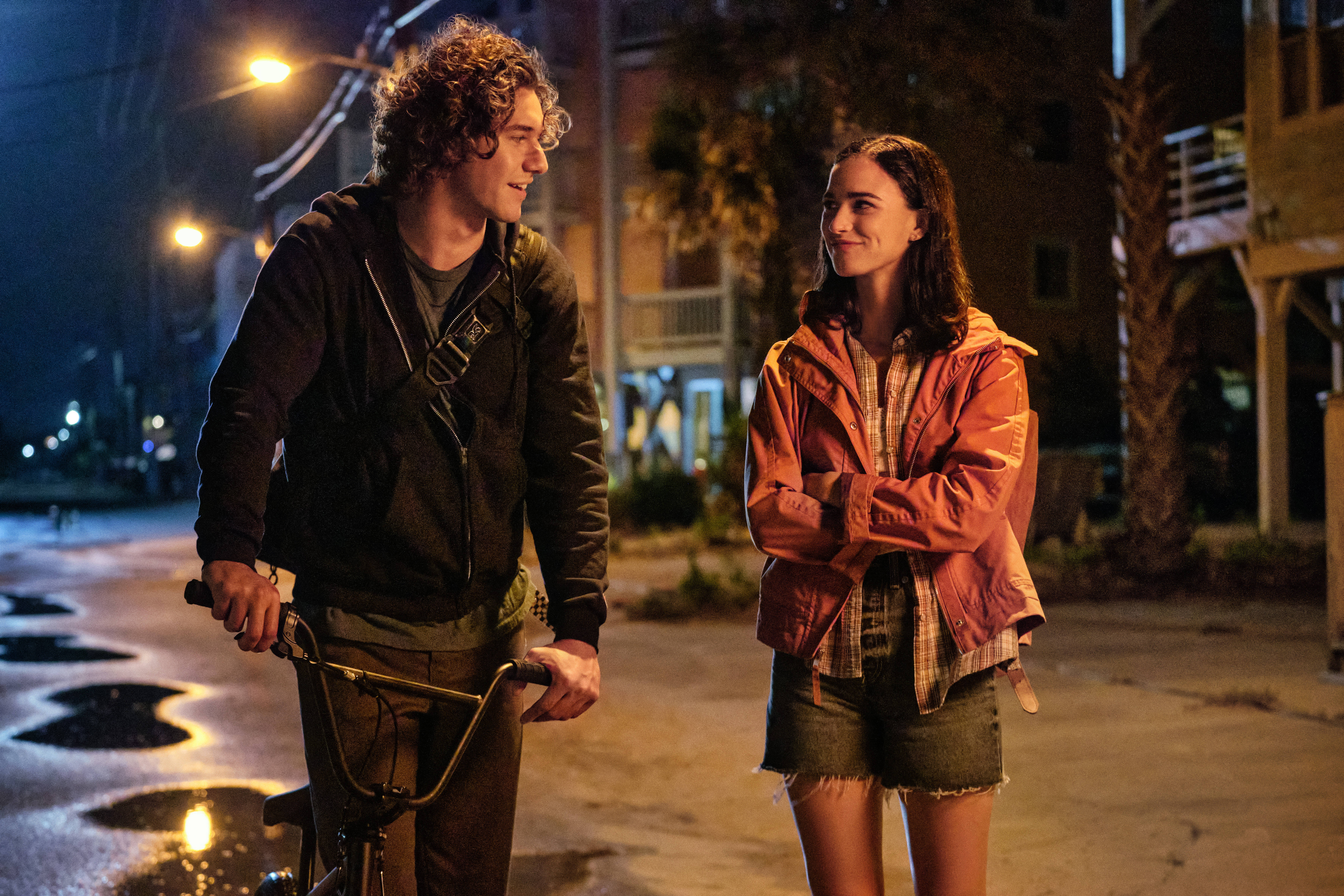 夏夜追风(2022)的剧照 夏夜追风(2022)的剧照