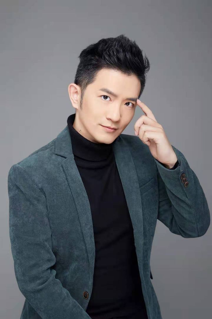 杨哲 杨哲