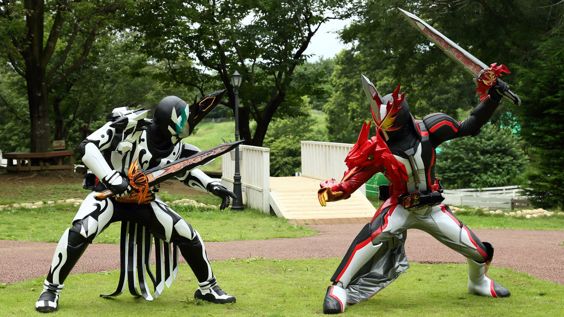 假面骑士圣刃(2022)的剧照 假面骑士圣刃(2022)的剧照