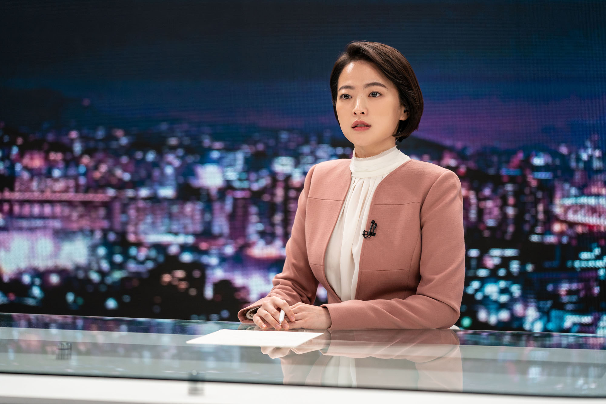 主播(2022)的剧照 主播(2022)的剧照