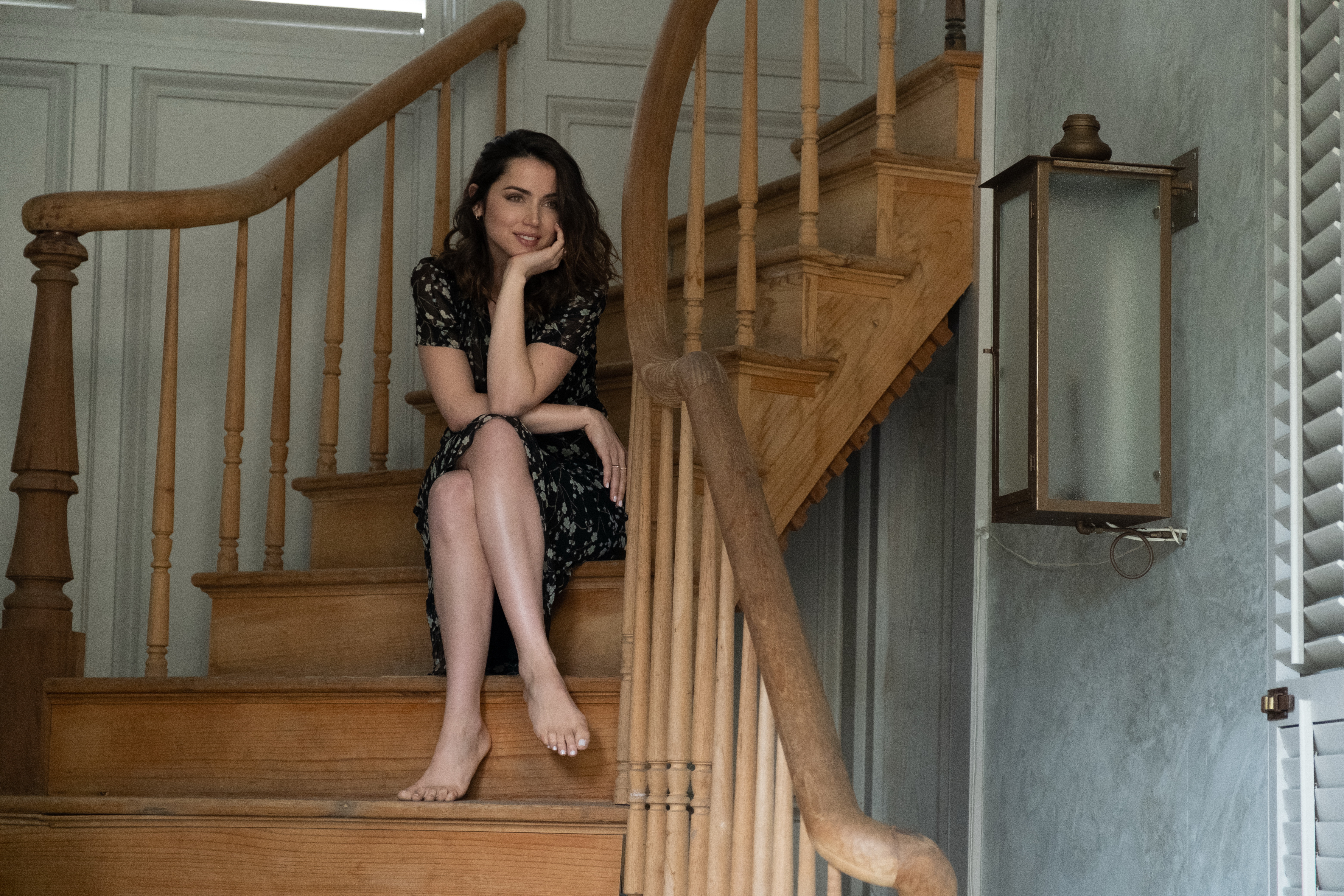 深水(2022)的剧照 深水(2022)的剧照