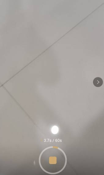 《绿洲》怎么添加音乐