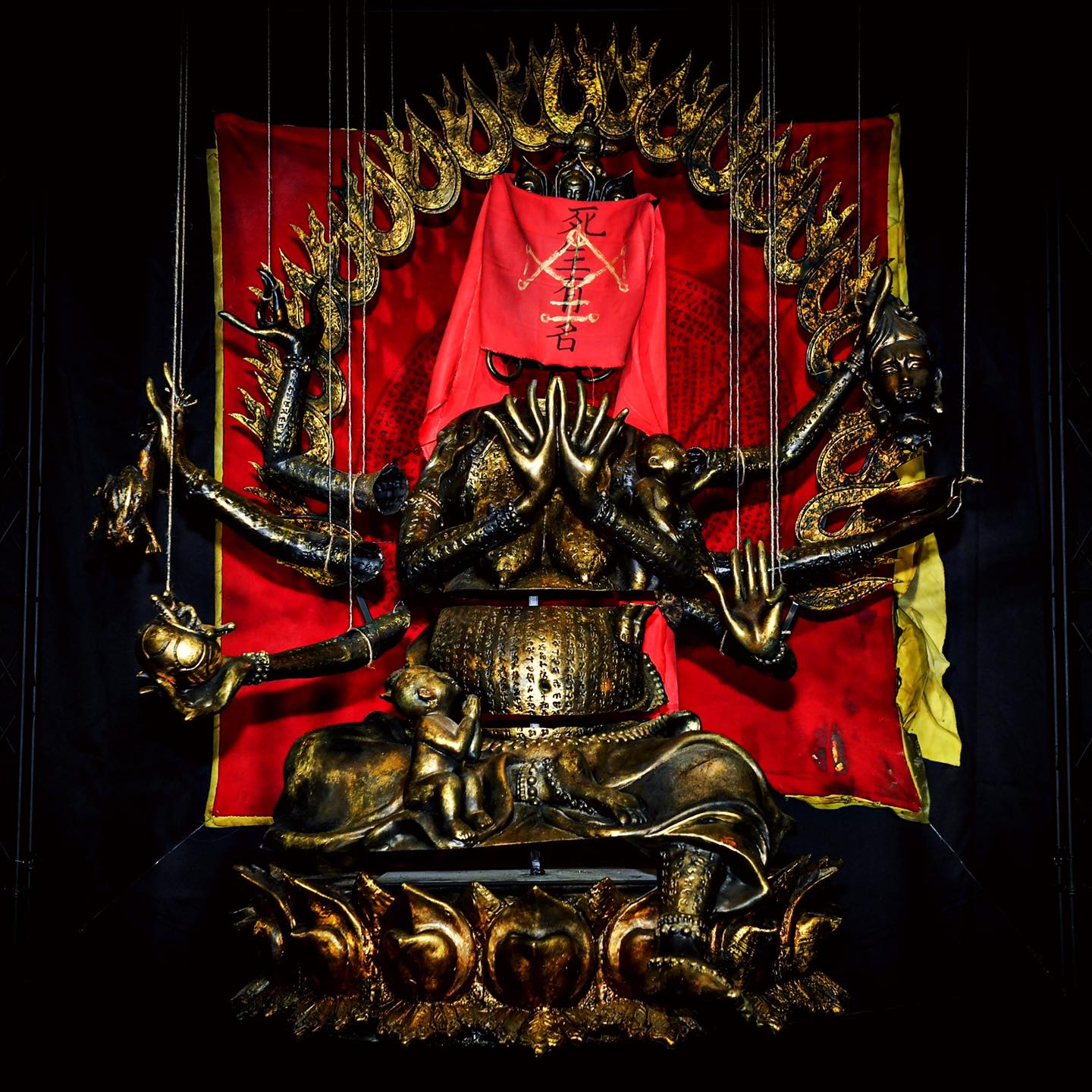 咒
(2022)的剧照 咒
(2022)的剧照