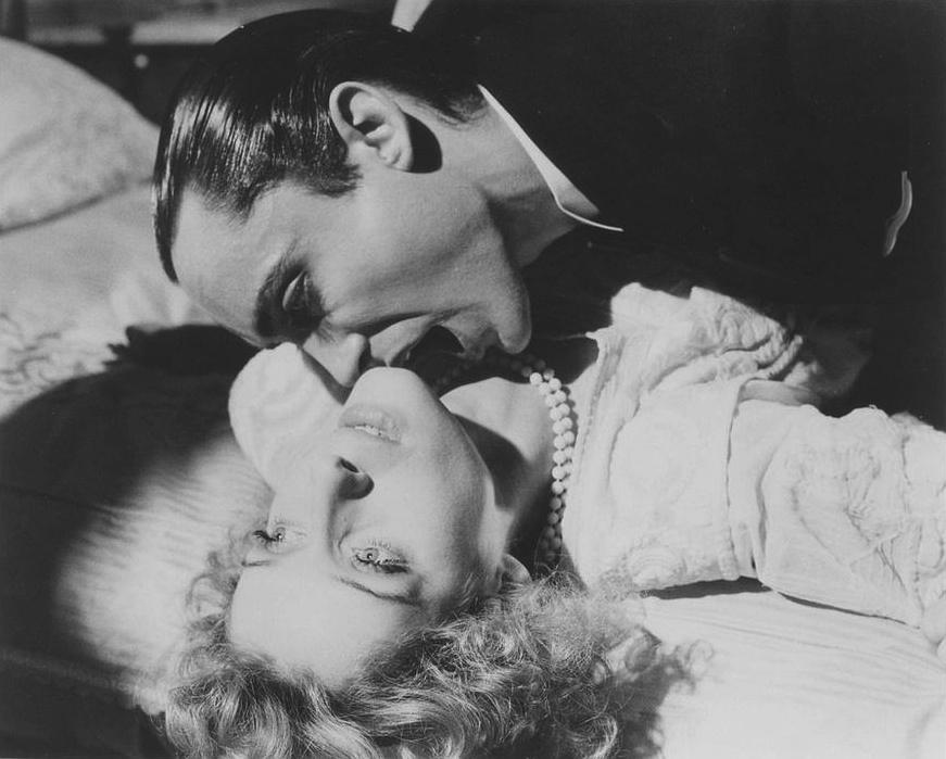 魔鬼之血(1974)的剧照 魔鬼之血(1974)的剧照