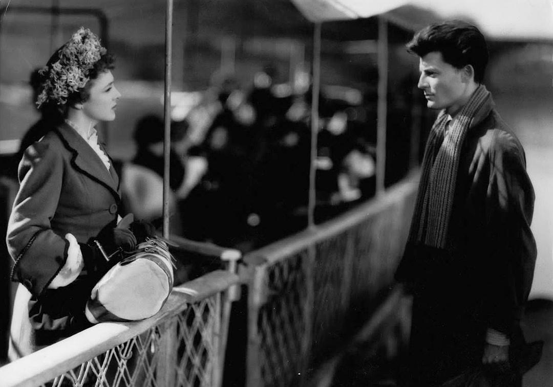 肉体的恶魔(1947)的剧照 肉体的恶魔(1947)的剧照