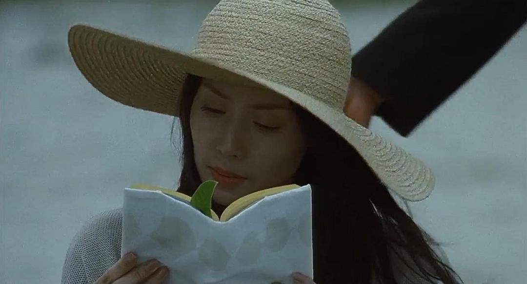 甜蜜小谎言(2010)的剧照 甜蜜小谎言(2010)的剧照