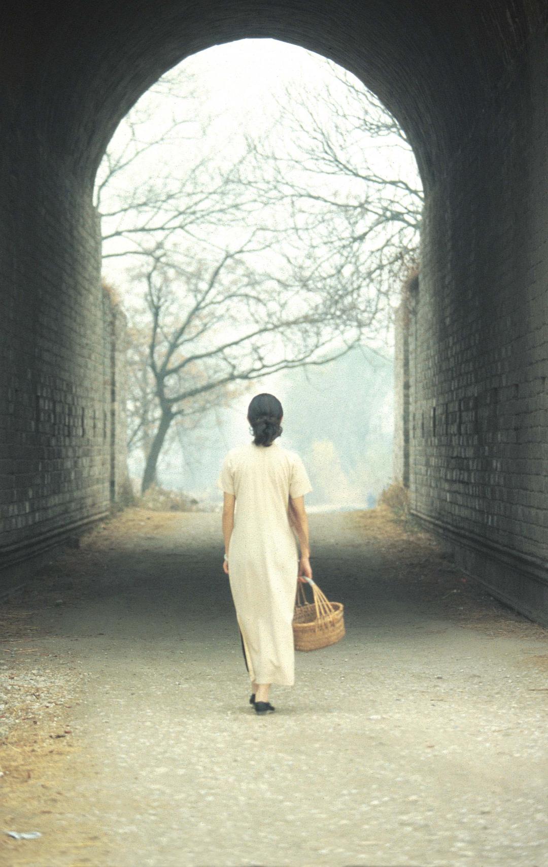 小城之春
(2002)的剧照 小城之春
(2002)的剧照