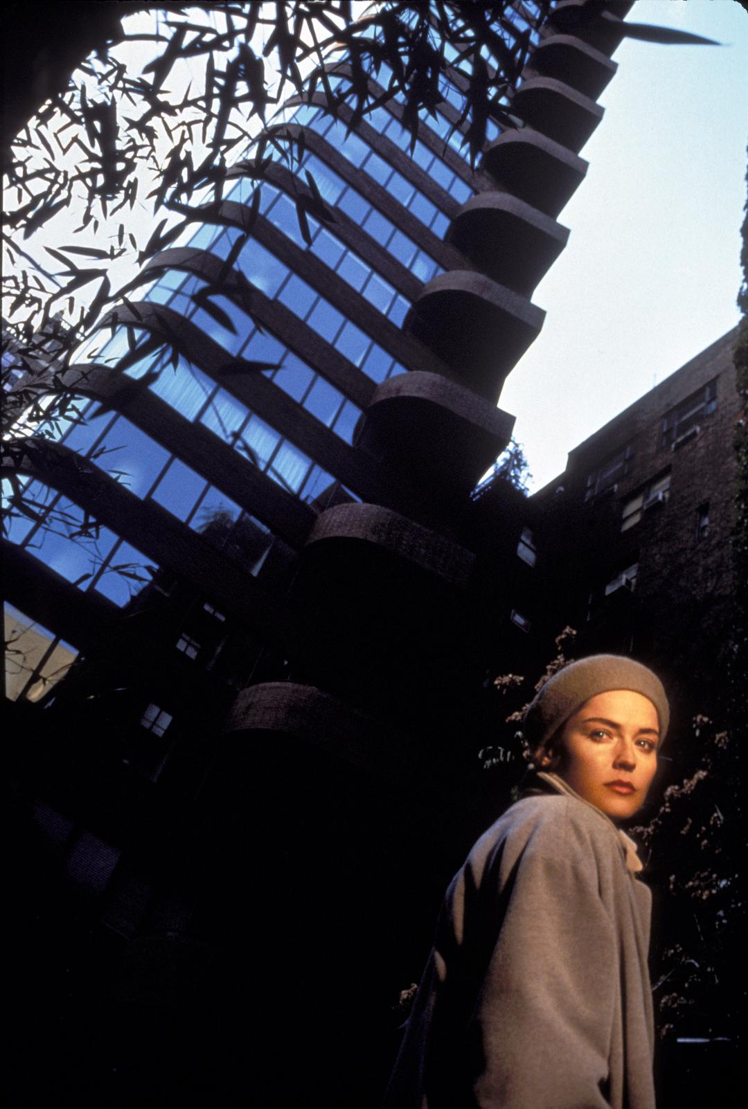 偷窥(1993)的剧照 偷窥(1993)的剧照